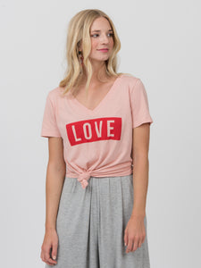 Graphic Tee Pink "Love"